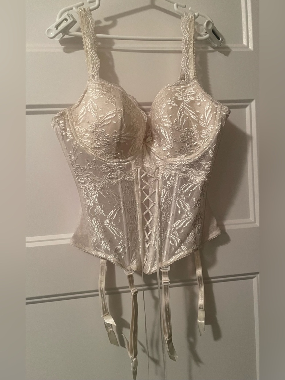 Vintage 2008 Roselle Ivory Floral Lace Corset Bustier Top with Garters 38C EUC